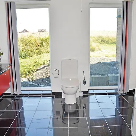 Five-bedroom Holiday In Dom wakacyjny